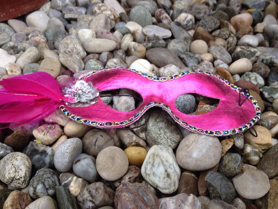 Es ist Zeit die Masken……